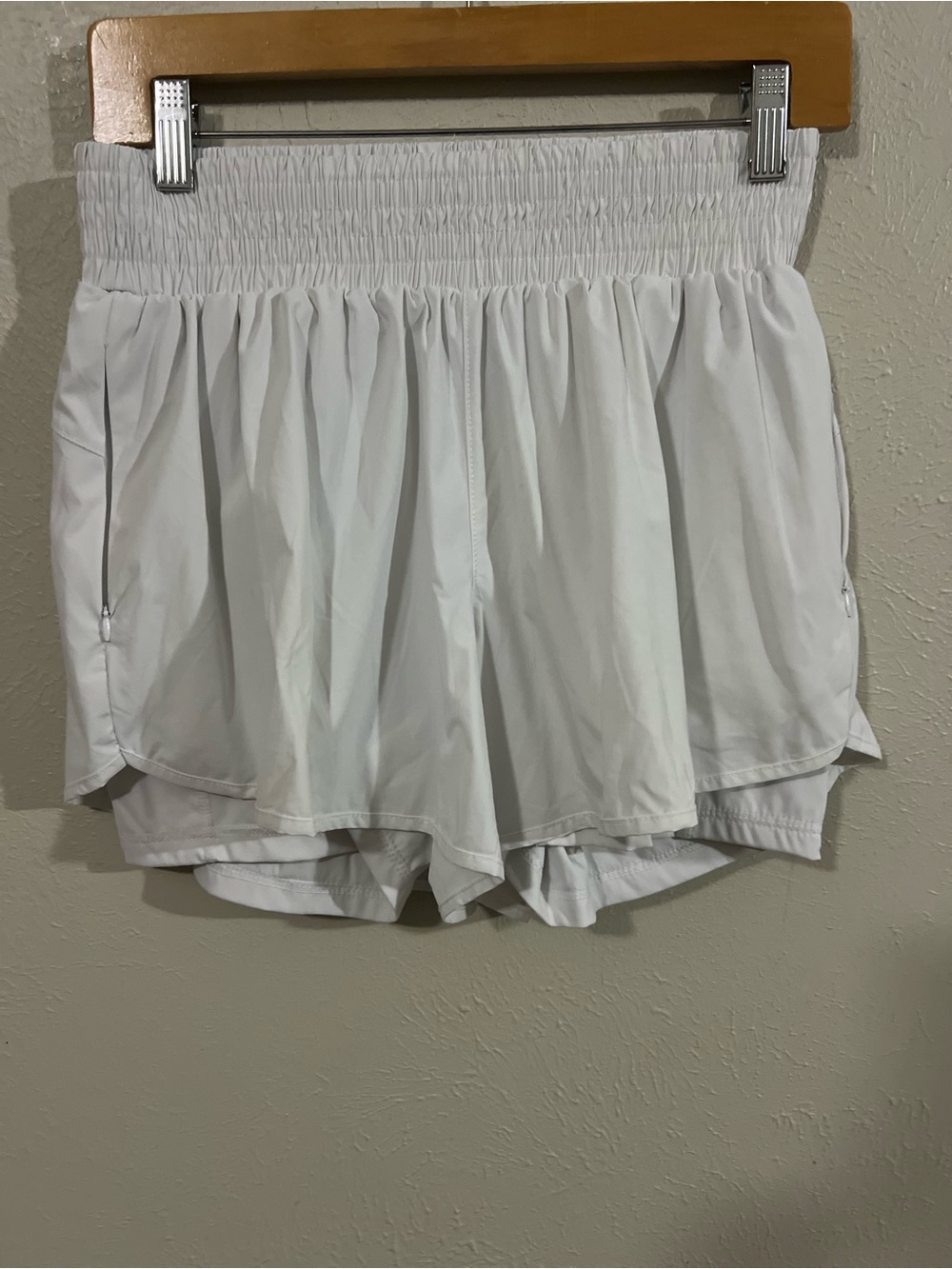 Vital Life size Large Women's White Athletic Layered Shorts